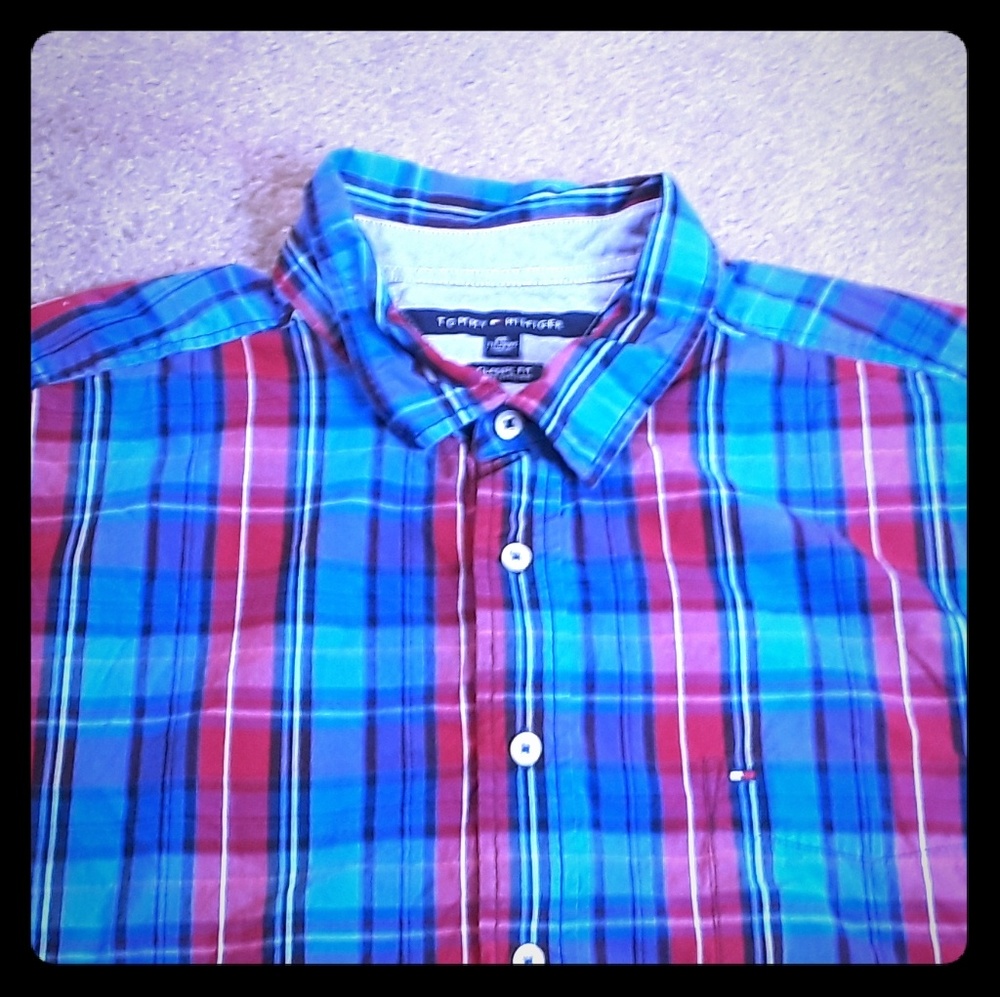 Tommy Hilfigure button-down short sleeve shirt